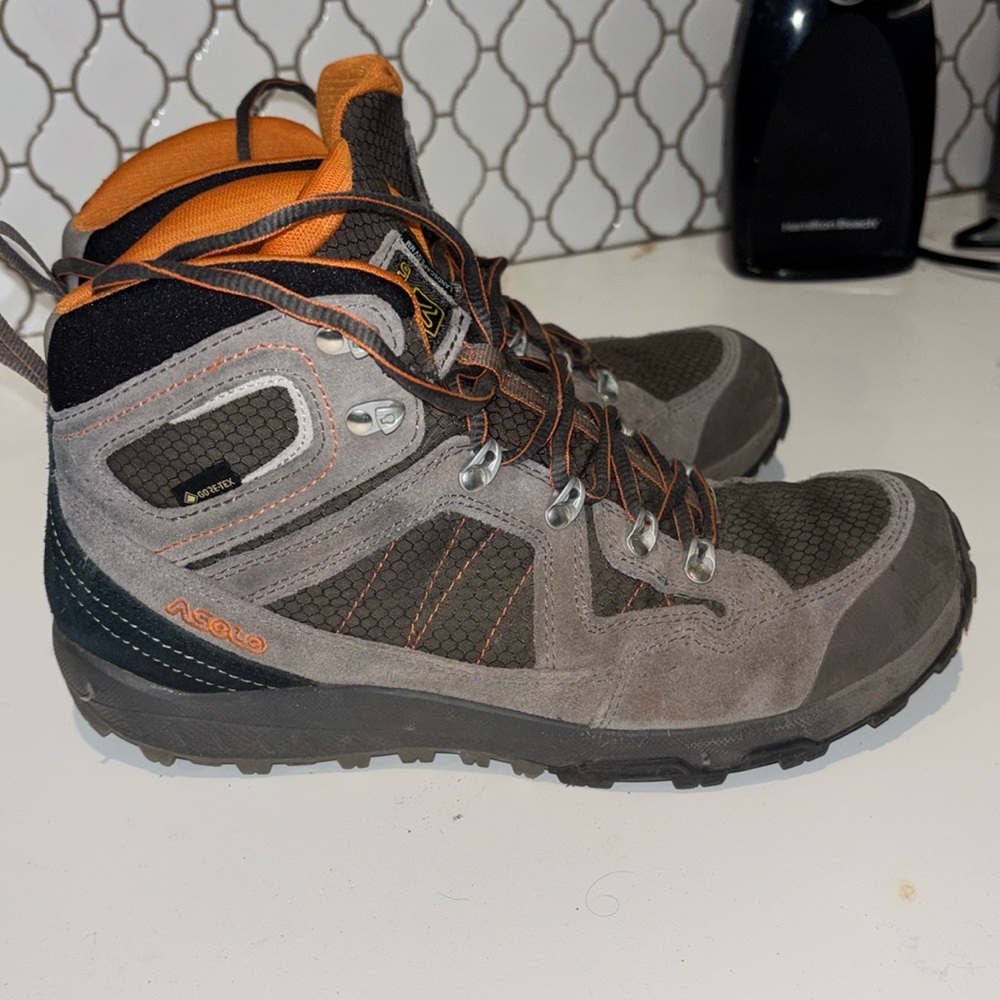 Mens Asolo boots.